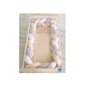 Wunderschön geflochtene Bettschlange XXL 

Für Baby- und Kinderbetten

• Kollektion "Magic Loop"

• Bezug aus 100% Baumwolle

• hochwertig gefertigt

• erstklassige Qualität

Maße: Länge ca. 360cm - Höhe ca. 20cm

Geflochtene Bettschlange XXL - Kopfschutz für Baby- und Kinderbetten

Kollektion "Magic Loop" - Farbe: weiss - grau - beige 

Wunderschöne, geflochtenes XXL Bettschlange aus 100% Baumwolle mit Silikongewebefüllung!

Die hochwertig verarbeitete Bettschlange bietet auch beim Ausruhen und Schlafen Babys und Kleinkindern die Sicherheit und Geborgenheit, die sie brauchen.

Das moderne Design sieht nicht nur schön aus, es schützt vor allem das Baby vor Zusammenstößen mit den Kinderbettstäbchen.

Die geflochtene Bettschlange besticht durch ihre Weichheit und Dicke. Durch die besondere Flechtform kann die Luft bestens zirkulieren.

Mit den mitgelieferten Baumwollschleifchen kann die Bettschlange an den Stäben fixiert werden und später auch in größere Betten umziehen.

Alle verwendeten Materialien sind hochwertig verarbeitet und machen so die XXL Bettschlange zu einem praktischen Accessoire für Baby- und Kinderbetten. 

Maße: Länge 360cm - Höhe 20cm

In verschiedenen Farben und Größen bei LinoMino im Onlineshop erhältlich!

https://www.linomino.com/bettschlange-geflochten/434-2617-bettschlange-xxl-kopfschutz-geflochten-weiss-grau-beige.html#/37-grosse-l_360_cm_h_20_cm

#linomino #bettschlange #bettschlangexxl #xxl #linominocom #baby #babybett #kinderbett #magicloop #weissgraubeige