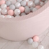 Neu im Shop eingetroffen:

Bällebad aus Minkystoff mit 200 Bällen in der traumhaften Farbe: blush

Wunderschönes Bällebad aus Minkystoff mit 200 Bällen

Zum Spielen und Toben für Kinder

✔ Bezug aus 100% Baumwolle (Minky)

✔ aus weichem Schaumstoff

✔ hochwertig gefertigt

✔ innen und außen einsetzbar

✔ mit 200 Bällen (eigene Zusammenstellung)

Das hochwertig gefertigte Bällebad eignet sich hervorragend um darin im Haus oder draußen zu spielen. 

Die bunten Bälle können die Entwicklung von Kindern fördern und bringen Spiel und Spaß bei gutem und schlechtem Wetter!

Jetzt bei LinoMino unsere Bällebäder in verschiedenen Ausführungen, Farben und Designs entdecken!

Preis: 99,90 Euro inklusive Versand

https://www.linomino.com/baellebaeder/11767-3311-baellebad-aus-minkystoff-mit-baellen-blush.html#/47-grosse-o_90_cm_h_40_cm_wanddicke_5_cm

#linomino #bällebad #bällebäder #blush #spielen #toben #baby #kinder #minkystoff #linominocom #traumhaftesfürbabys